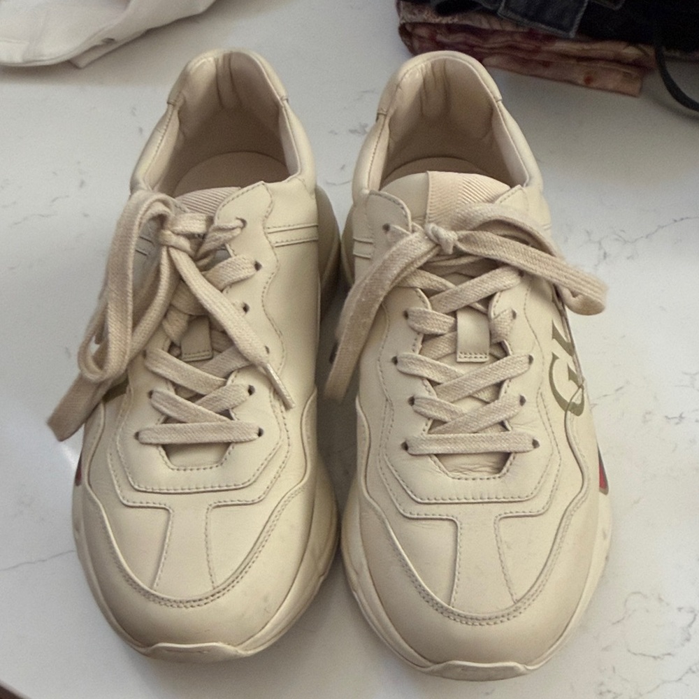 Gucci Cream Leather Rhyton Sneakers with Green & Red Web